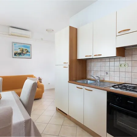 Apartment By The Sea - 24405 Trogir